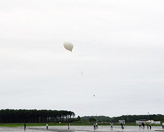 Atmospheric balloon experiment BS15-07 and completion of the first series of balloon experiments in JFY2015